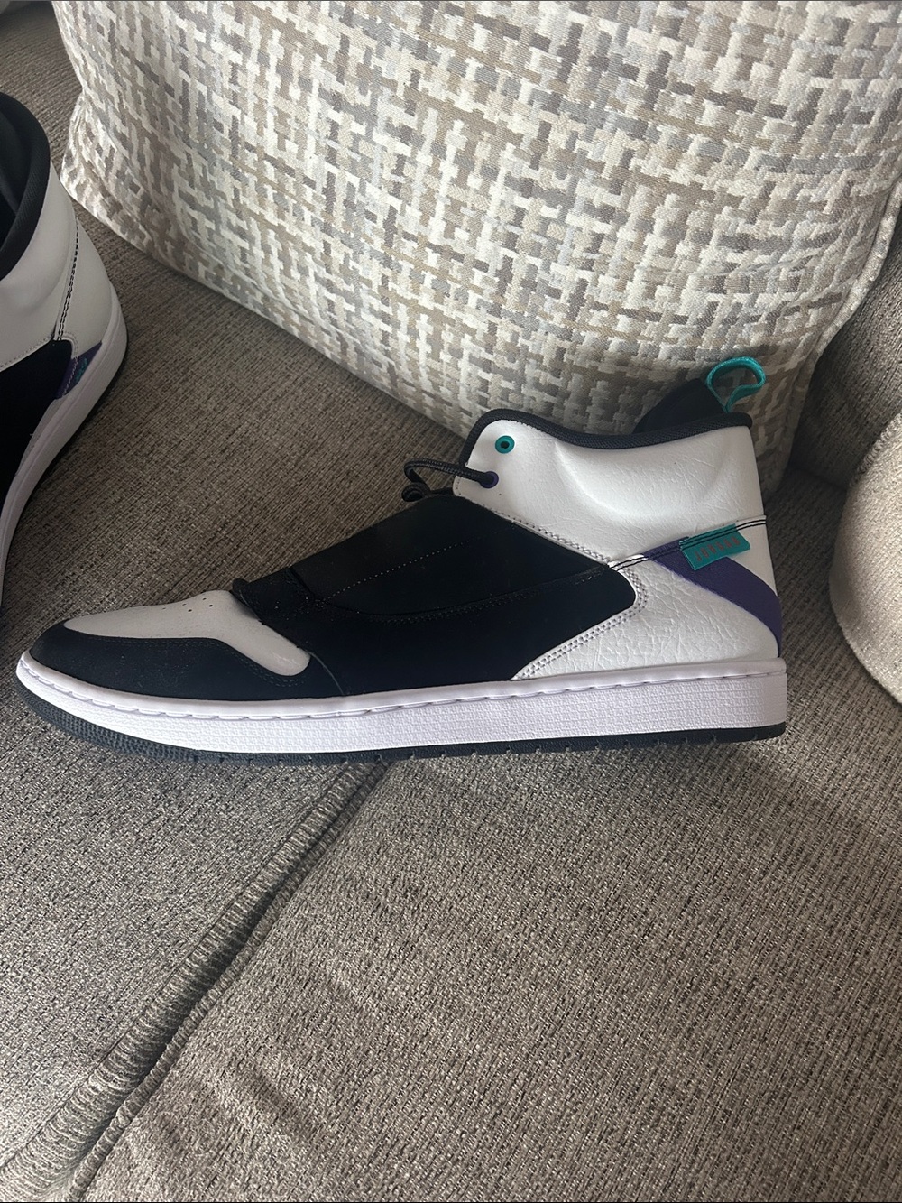NWOT Jordan Fadeaways size 14 - Picture 2 of 13